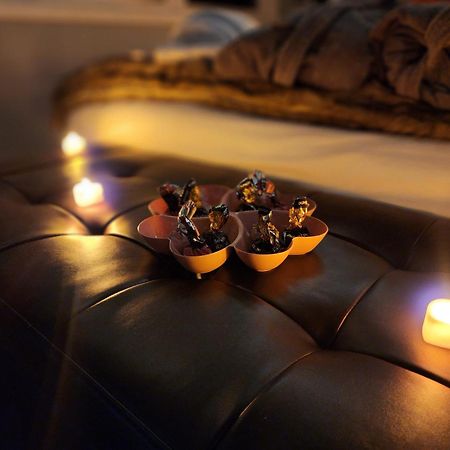 Hot Tub, Electric Bikes, Solo Stove, Projector, Smores Marblehead Ngoại thất bức ảnh