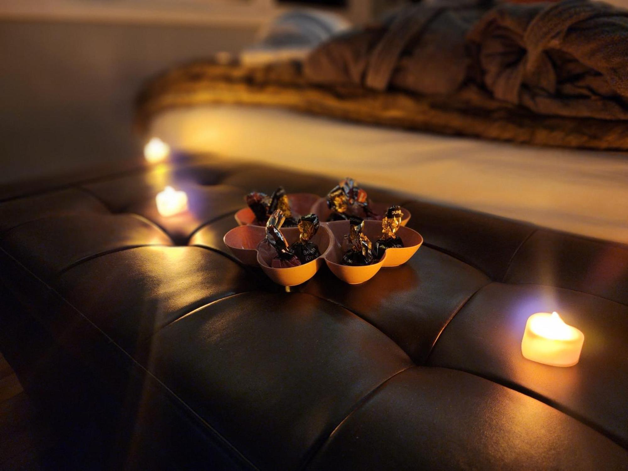 Hot Tub, Electric Bikes, Solo Stove, Projector, Smores Marblehead Ngoại thất bức ảnh